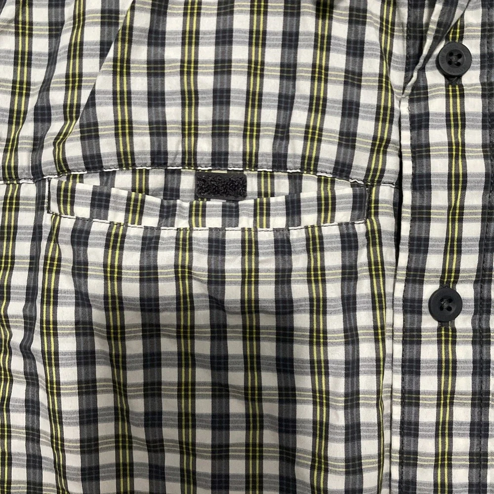 The North Face Millstone Shirt Mens Medium Plaid Zip Pocket Woven